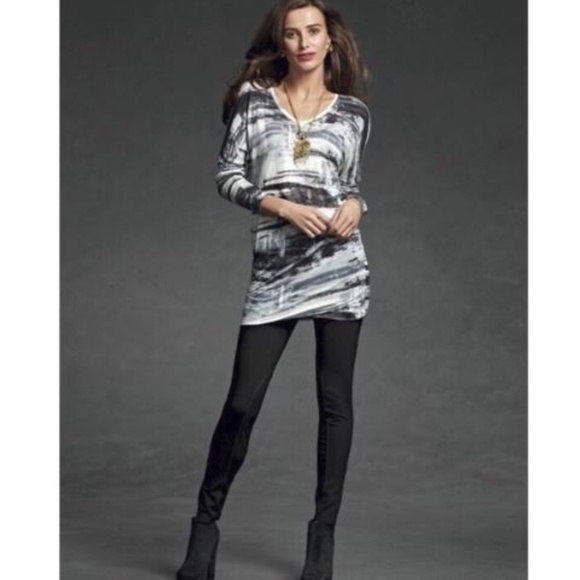 CAbi Dresses & Skirts - CAbi Paint Brush Tunic Dress Gray White V Neck M